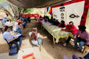 Severini visit las comunidades indgenas de Santa Mara