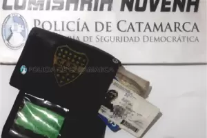 Dos delincuentes atacaron a un hombre para robarle la billetera: uno fue detenido