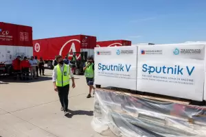 Vacuna Sputnik V: se filtr� parte del documento de la Anmat que expone los efectos adversos