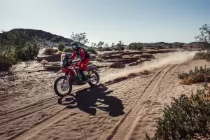 Rally Dakar: tres argentinos se ubican en el top 10 de motos tras la primera etapa