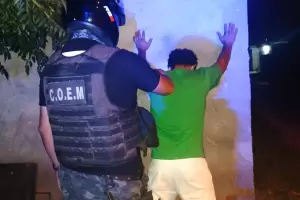 Gresca callejera termin con dos detenidos y un fugitivo