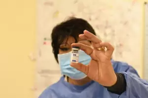 Una enfermera de Santiago del Estero se reinfect de covid-19 despus de recibir la vacuna