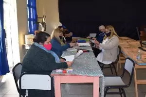 Los docentes sern vacunados en febrero para tener la "mayor presencialidad posible" en las aulas