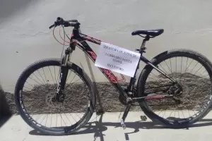 Recuperaron una bicicleta que hab�a sido robada y abandonada en Santa Mar�a