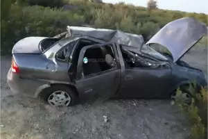 Dos mujeres y una nia de 3 aos terminaron heridas tras un violento vuelco