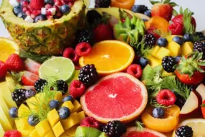 Quers cuidar tus huesos?: Esta es la mejor fruta segn la ciencia por todos sus beneficios