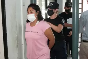 Solo me defend. l me estaba atacando con la navaja