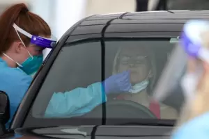 Detectaron el primer caso de la nueva cepa britnica en la Argentina