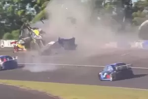 El Dipy protagoniz un impresionante accidente en el Top Race Junior