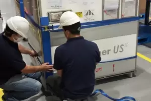 El principio activo para fabricar la vacuna de Oxford-AztraZeneca parte hoy desde la Argentina hacia Mxico