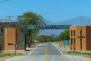 Polica denunci a cuatro colegas de Drogas por espiarlo y fotografiarlo en su casa