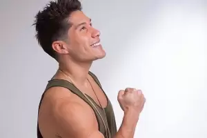 El emocionante video de Chyno Miranda bailando tras sufrir par�lisis en las piernas