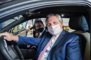 Alberto Fernndez viaja a Chile en su primera visita de Estado