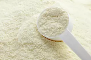 Proh�ben la comercializaci�n de una leche en polvo y un suplemento dietario