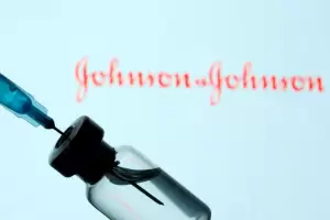 La vacuna de una sola dosis de Johnson & Johnson fue eficaz en sus estudios de fase III