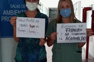 Mdicos residentes de los hospitales pblicos reclaman el pago de sus haberes