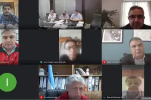 El Gobierno firm contratos para el inicio de obras en rutas provinciales