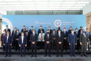 Se acortan los plazos para suspenderlas y los gobernadores esperan una definici�n de la Casa Rosada