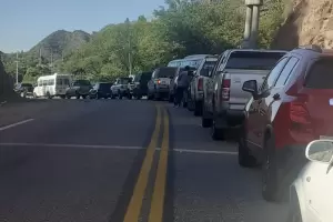 Trabajadores mineros reclaman ser reincorporados