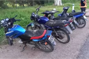 Secuestraron 21 vehculos y desalojaron una fiesta privada