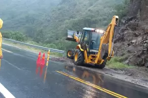 Por la lluvia:  precaucin en el trnsito por La Cebila y Quebrada de Beln