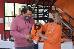 Indumentaria y elementos para Defensa Civil en Valle Viejo