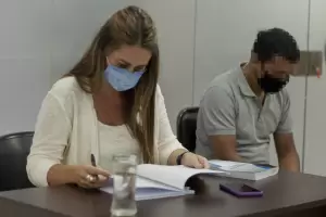 Lo condenan a dos a�os por violencia de g�nero y ser� investigado por abuso sexual