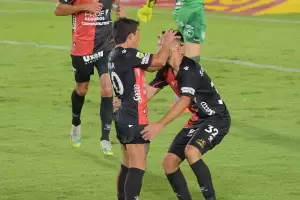 Coln gole a Central Crdoba de la mano del "Pulga" Rodrguez