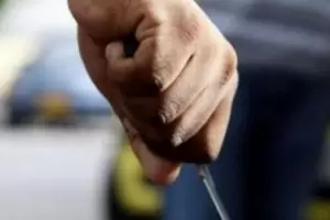 Un joven termin herido de arma blanca en una reunin de amigos