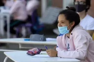 Comenzaron las clases en cuatro distritos con un estricto protocolo sanitario