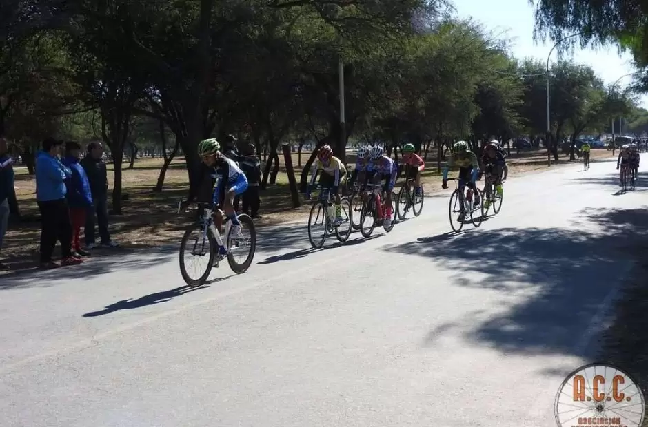 El certamen inicia y termina en el Parque Ad�n Quiroga.