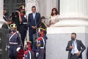 Cristina Kirchner y Sergio Massa recibieron a Alberto Fernndez sin barbijo