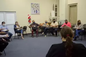 Gremios docentes y Educaci�n vuelven a reunirse y el foco sigue puesto en lo salarial