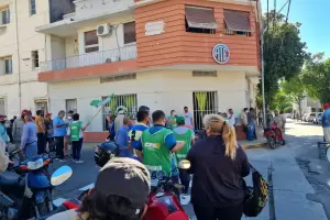 FUSSI y SOEM maana marchan en reclamo de salarios dignos