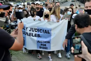 La marcha por Diego Maradona: los fanticos se renen en el Obelisco para pedir Justicia