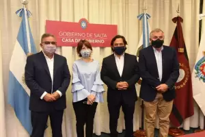 Ral junto a los gobernadores Senz y Morales formalizaron la Mesa de Litio