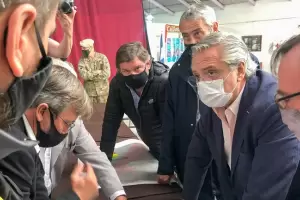 Chubut: Rompieron un vidrio de la trafic que trasladaba a Alberto Fern�ndez