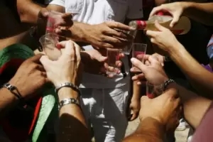 Una joven denunci que fue violada en su casa, en una reunin de amigos