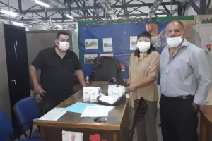 Entregan elementos a escuelas de Capayn