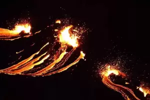 Un volcn entr en erupcin por primera vez en 6.000 aos en Islandia