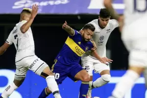 Boca jug mal y cay con Talleres en La Bombonera