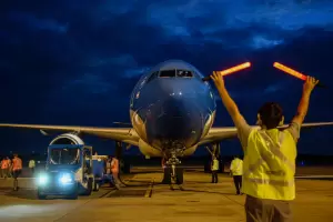 Parti� otro vuelo a Mosc� para traer m�s dosis de la vacuna Sputnik V