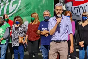 El FUSSI cop las calles del centro por el reclamo salarial