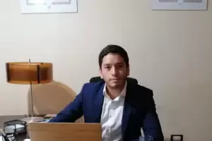 La querella pidi la inmediata detencin del folclorista y docente, Lucio Lpez