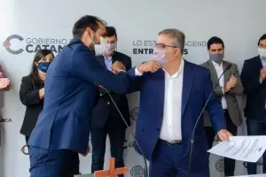 El ministro Luna defendi los aumentos a los funcionarios: "Quisimos hacer respetar la Constitucin"