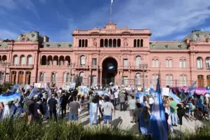 Segunda ola: convocan a una "marcha y un bocinazo" en contra de las nuevas restricciones