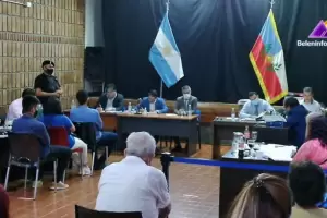 La Fiscala pidi prisin perpetua y cinco aos de crcel para los novios, y tres aos y seis meses para el amigo