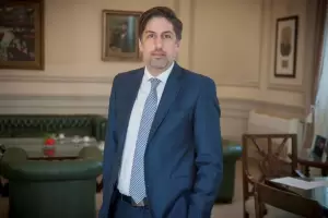 Hay consenso federal para no cerrar las escuelas en forma masiva