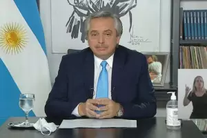 Alberto Fernndez anunci las nuevas medidas de restriccin que incluye la suspensin de clases