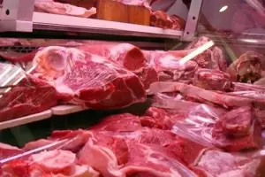 Carne, pollo, frutas: el Gobierno decidi imponer fuertes controles para darle pelea a la inflacin